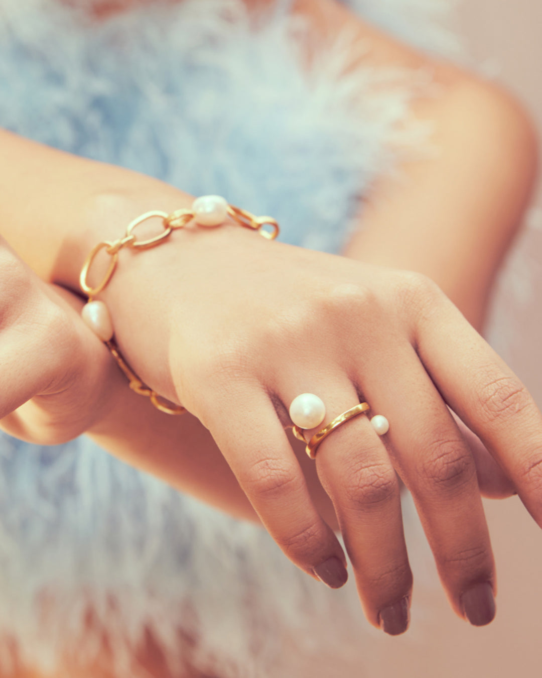 Twirl Ring
