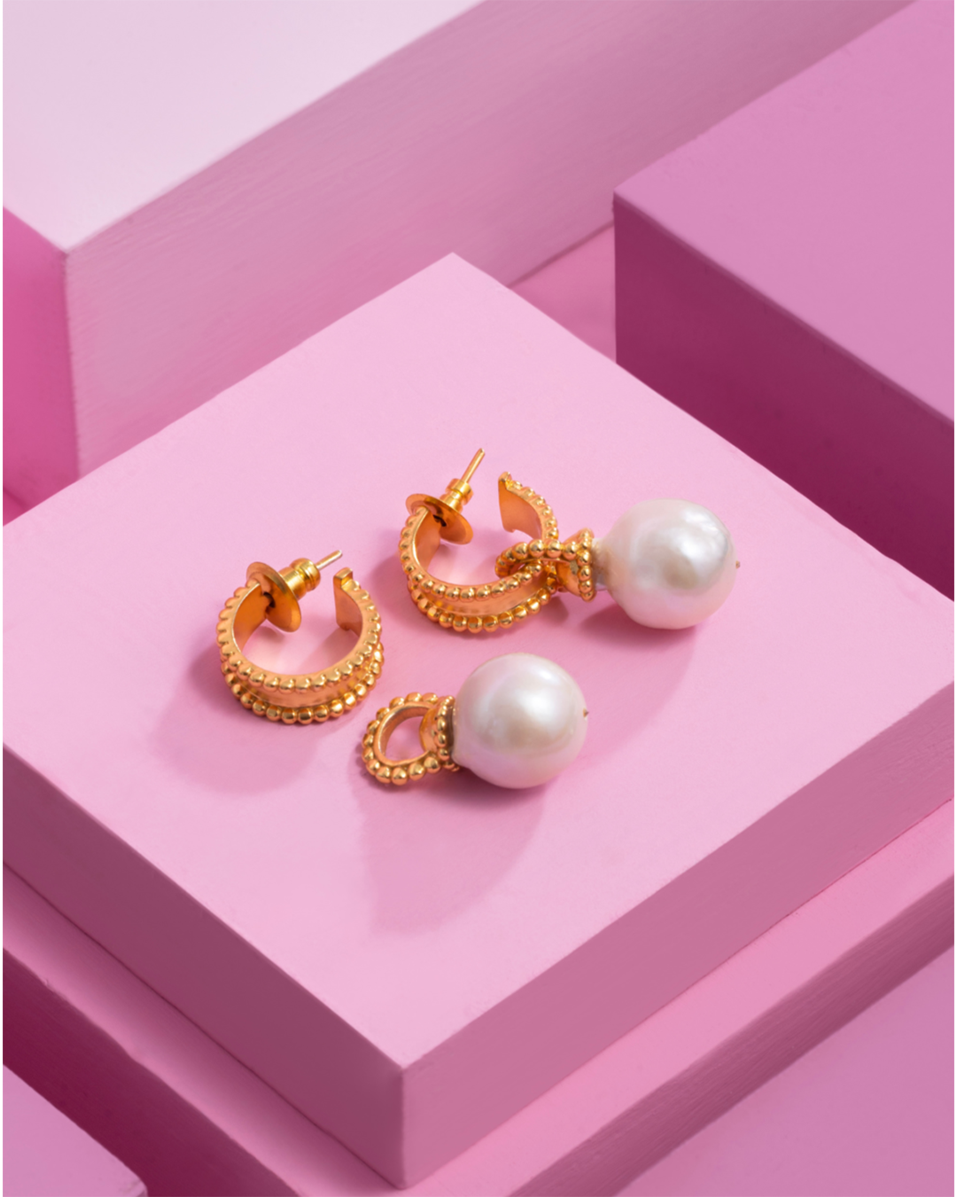Oyster Baroque Hoops