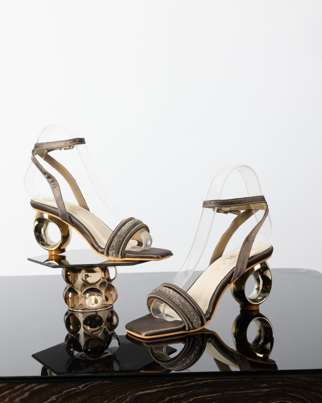 Puffy Diamond strap High heel
