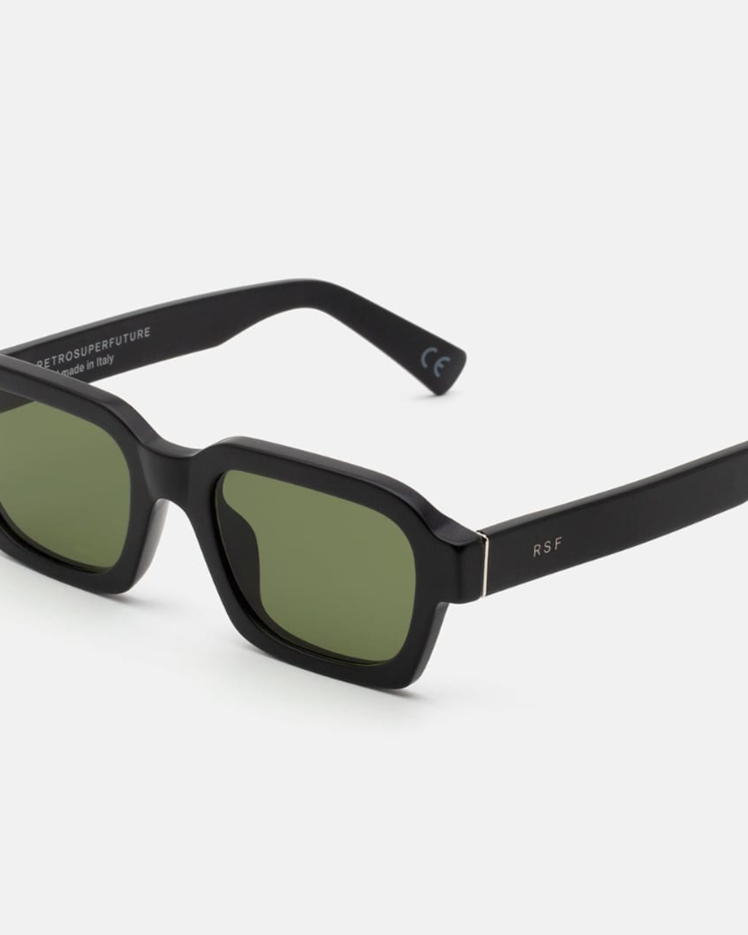 Caro Black Matte