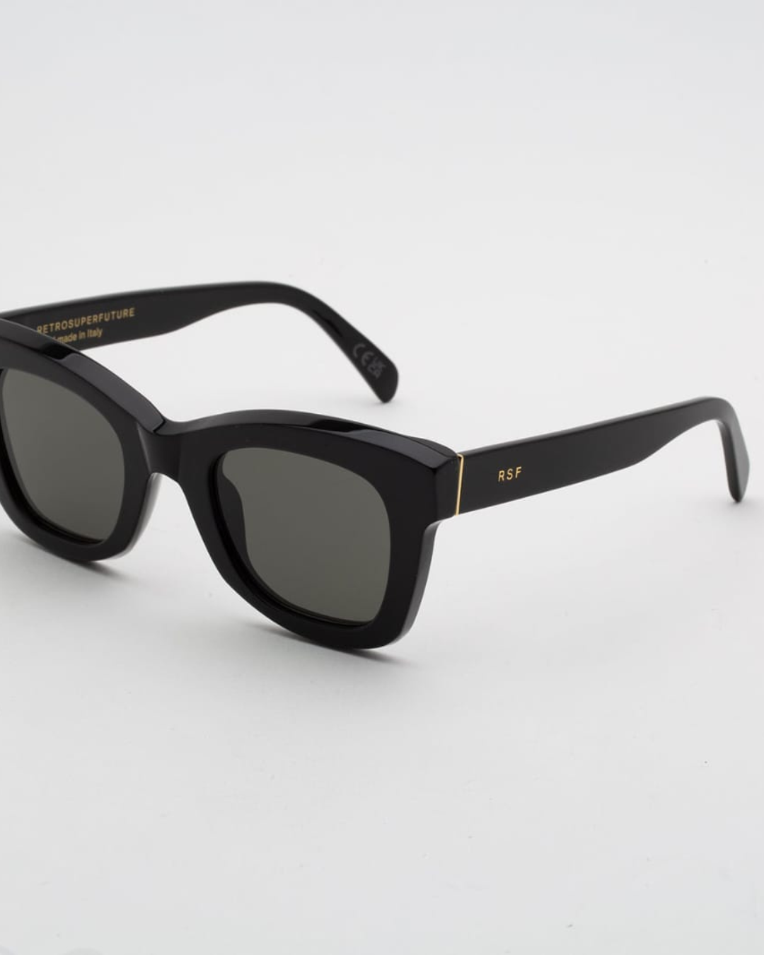 Altura Black
