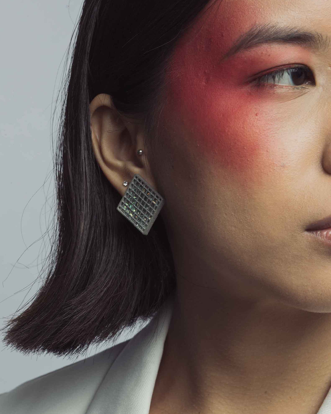 GLINT RHOMBUS EARRINGS SMALL