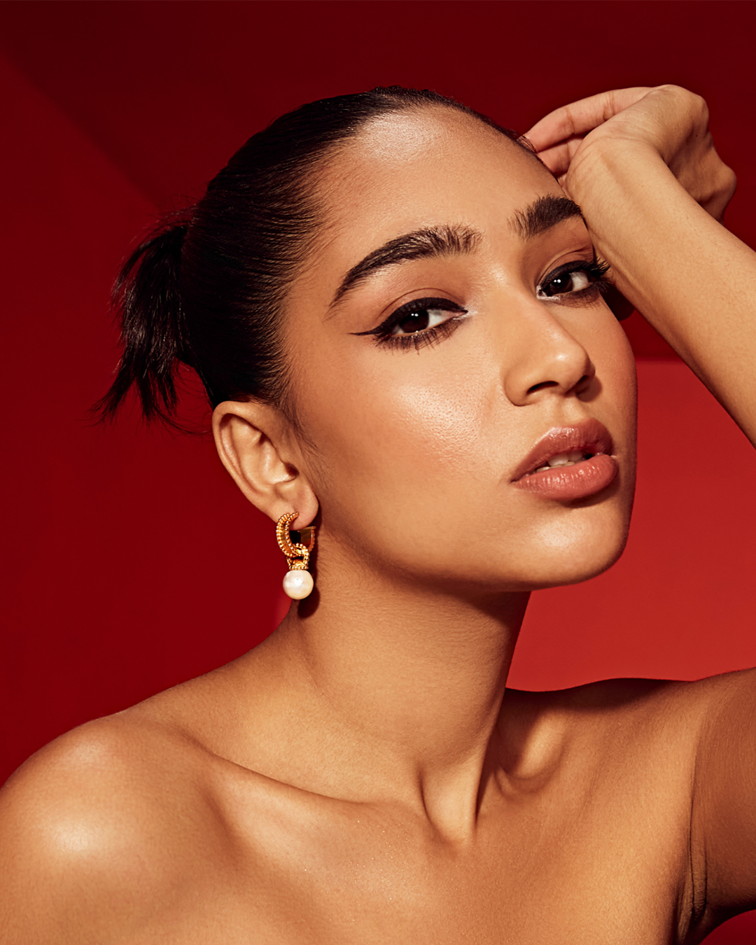 Oyster Baroque Hoops