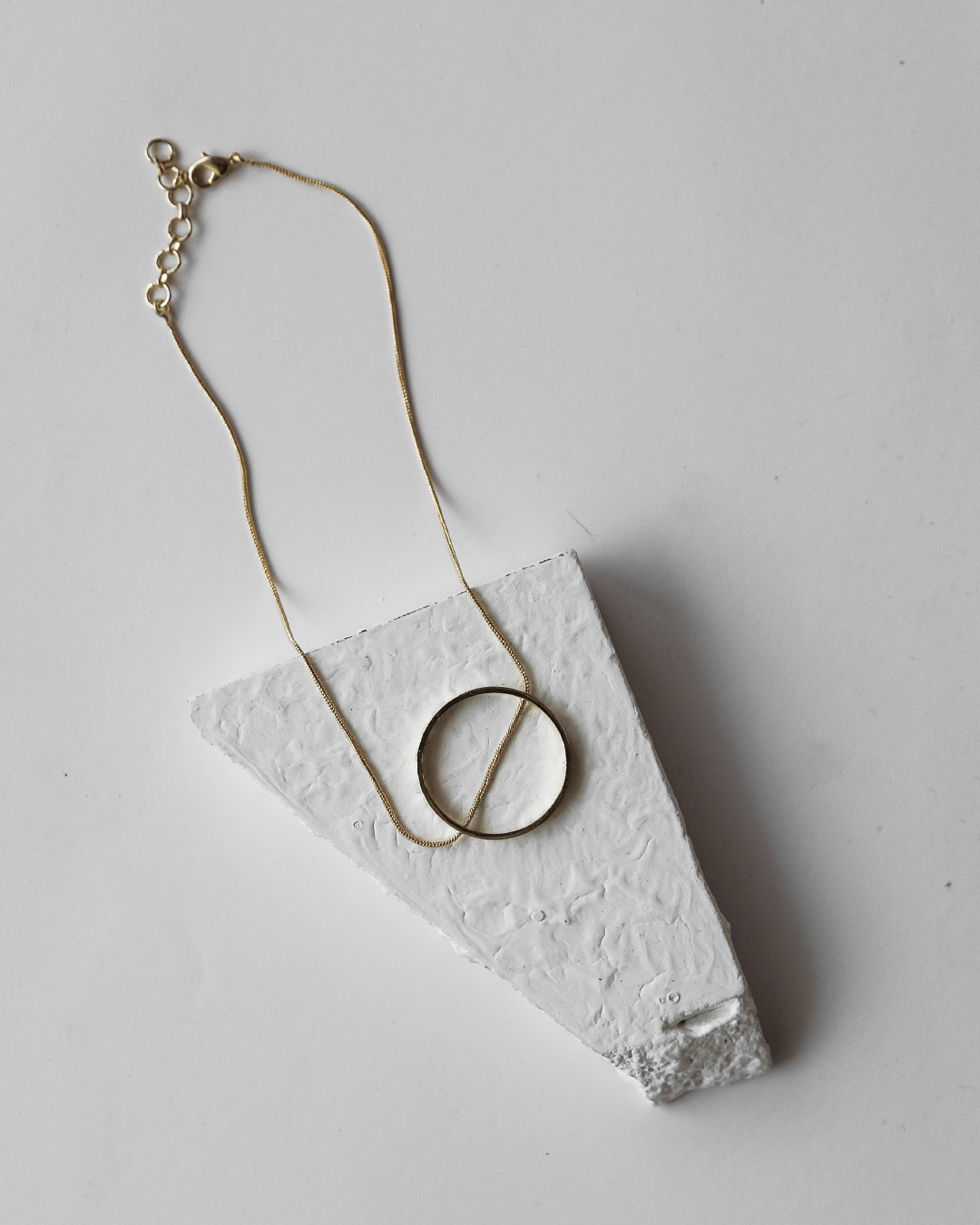 SLIT A CIRCLE