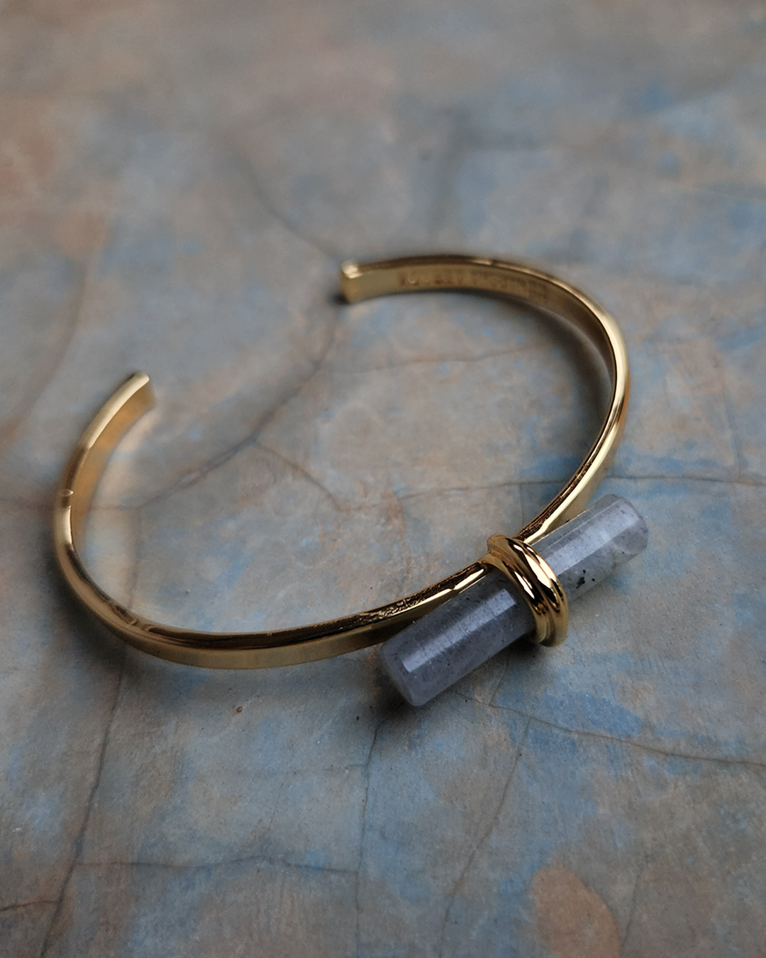 Trail cuff