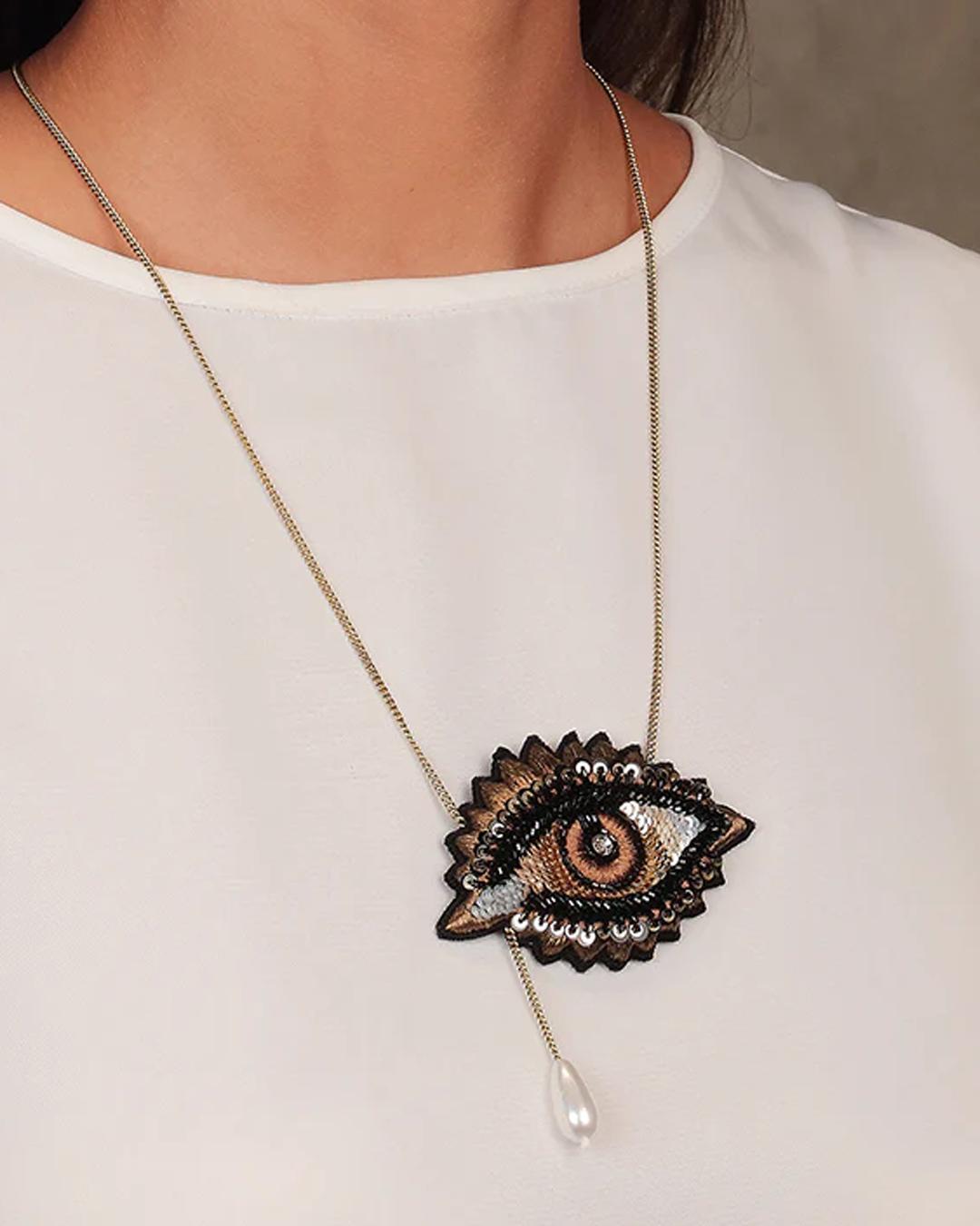 EYE ON YOU PENDANT 2